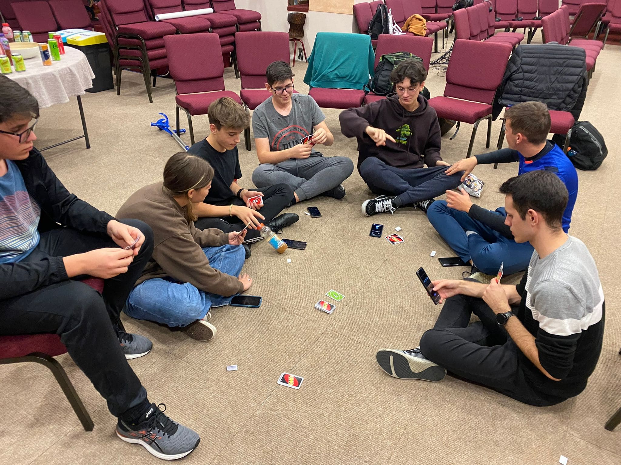 Adolescenți - Imagine 3